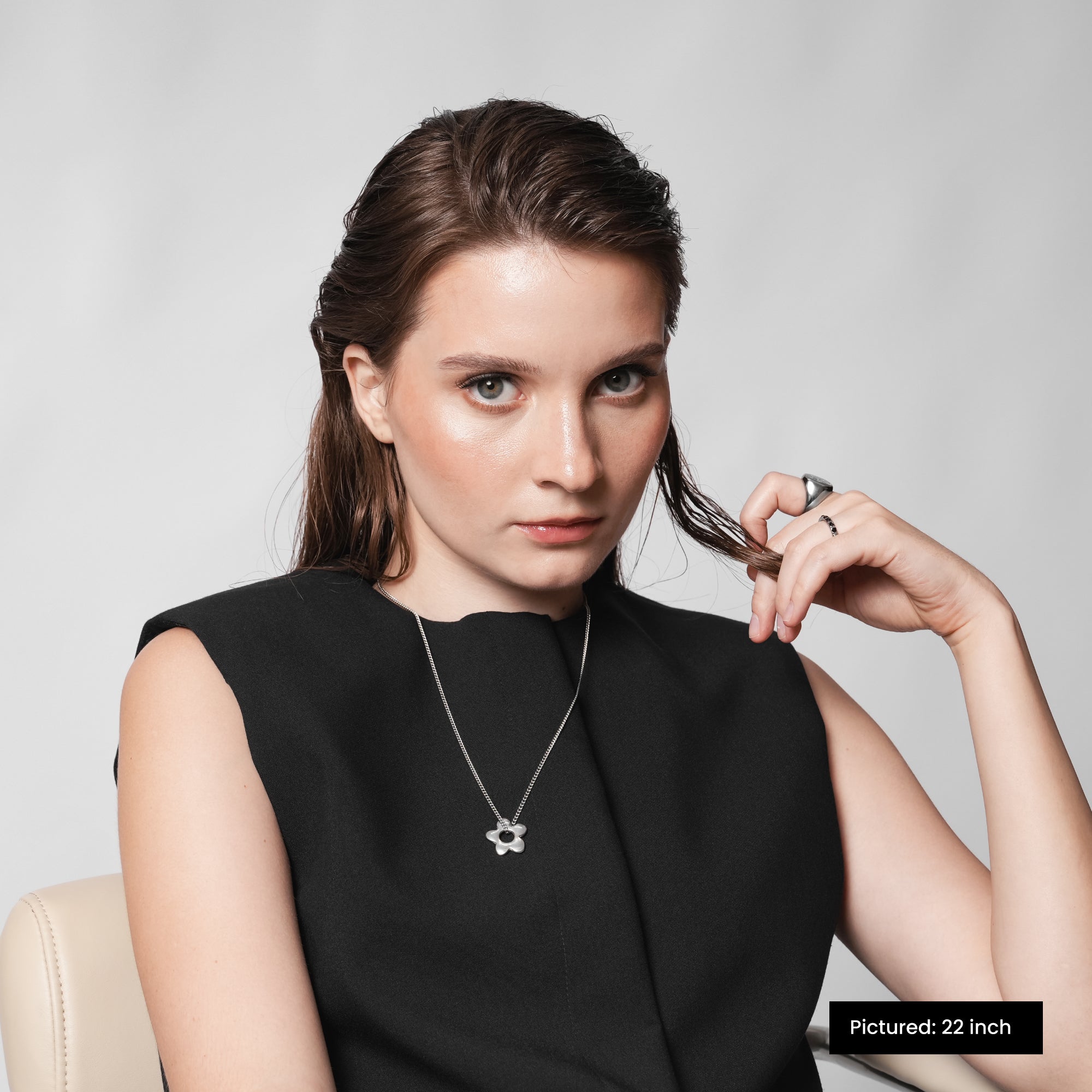 Corolla® Wild Flower, Necklace