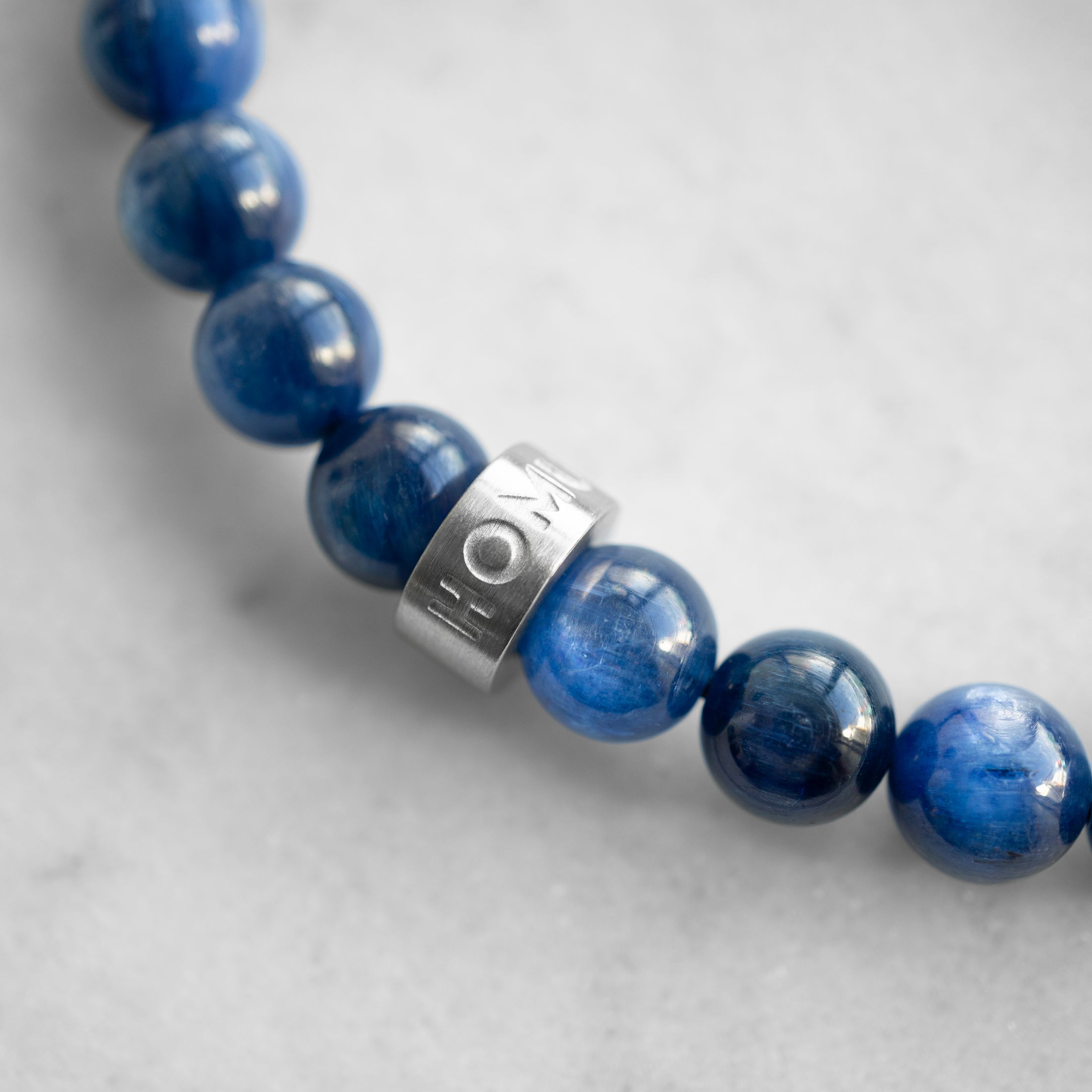 Blue Kyanite 8mm